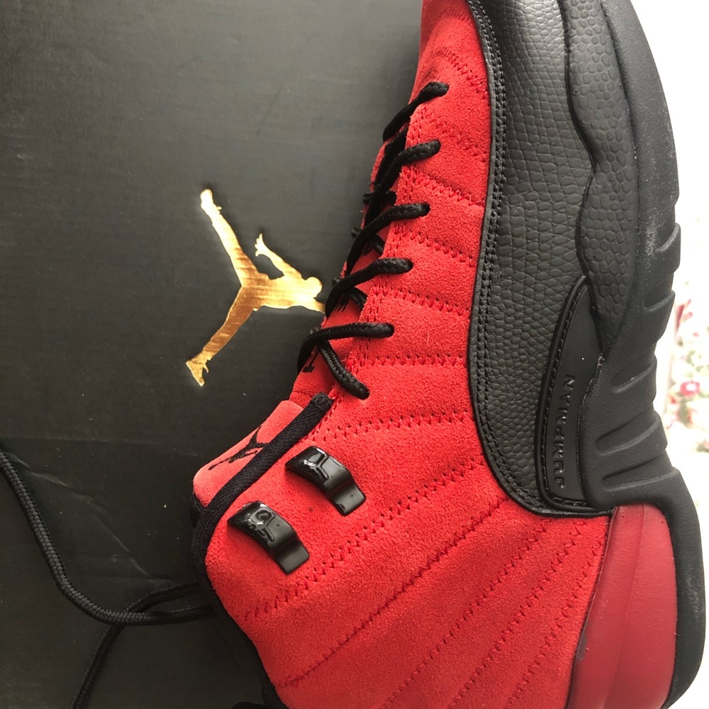 brand new Jordan tennis shoes 4.5Y